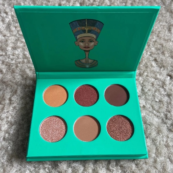 New Eyeshadow Bundle - Picture 2 of 5